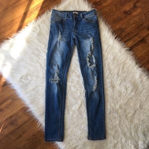 Elite Jeans ankle length ripped front 28 1/2 waist
